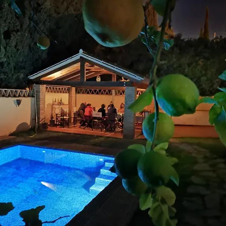 Tarajes * פואנגירולה